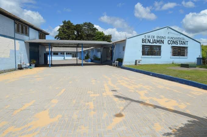 Escola em Flores da Cunha é alvo de furto e prejuízo gira em torno de R$ 50 mil reais