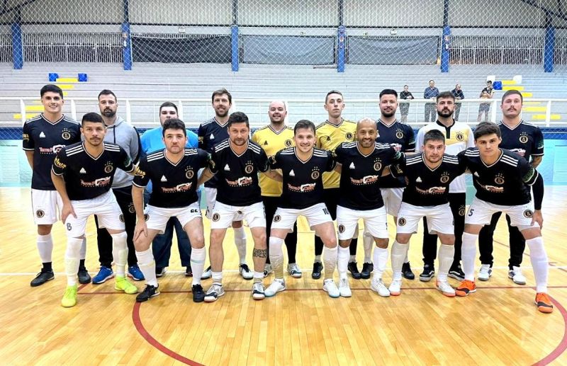 Broca 18 e Gadanha decidem título da Copa Vales da Serra de Futsal