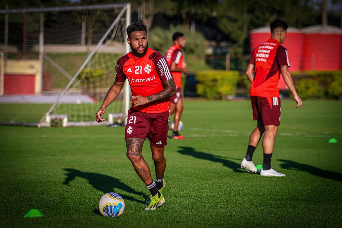 Resumo do Esporte: Inter recebe o São Paulo e Grêmio visita o Flamengo na noite de hoje pelo Brasileirão