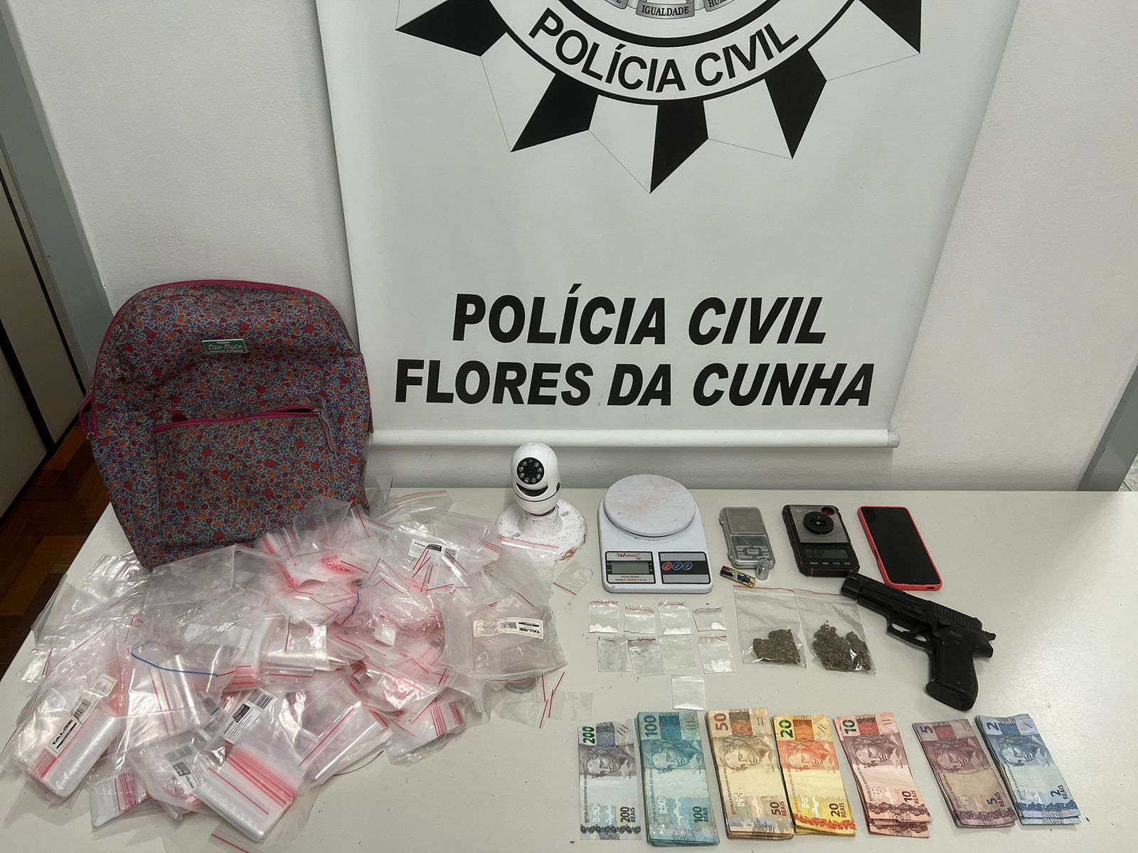 Operação policial contra o tráfico de drogas é realizada em Flores da Cunha