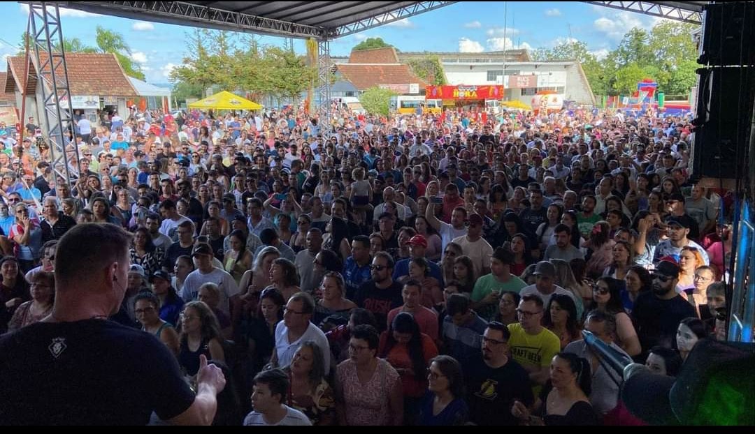 Show das rádios Viva e Amizade é atração no 2º final de semana da Feira de Inverno