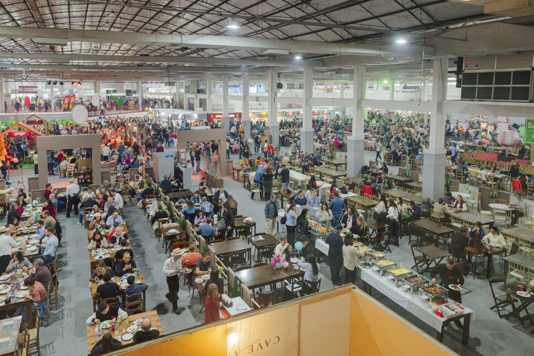 ExpoBento e Fenavinho geraram R$ 50 milhões em negócios em Bento Gonçalves