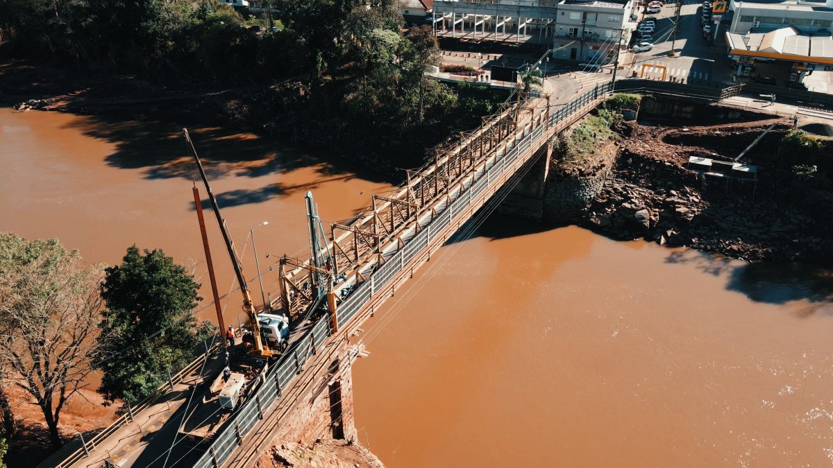 Ponte de ferro, em Feliz, será bloqueada por 90 dias para manutenção