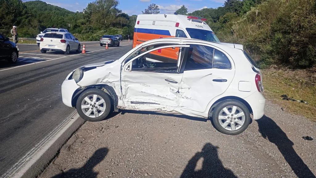 Mulher morre no hospital após capotamento na RSC-453, em Farroupilha