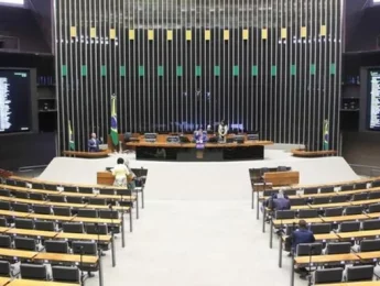 Câmara aprova projeto que aumenta número de deputados