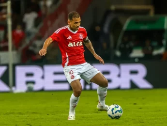 Meia Alan Patrick entra na primeira pré-lista de convocados de Ancelotti na Seleção Brasileira