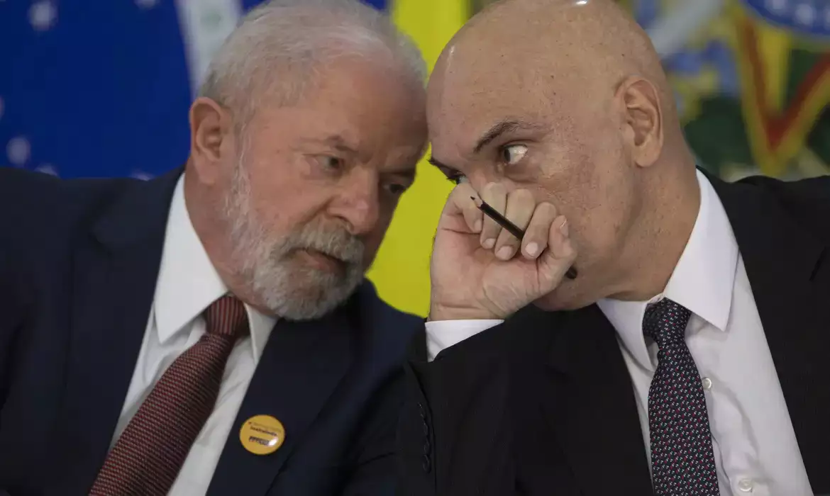 Lula critica governo Trump por ação contra Alexandre de Moraes