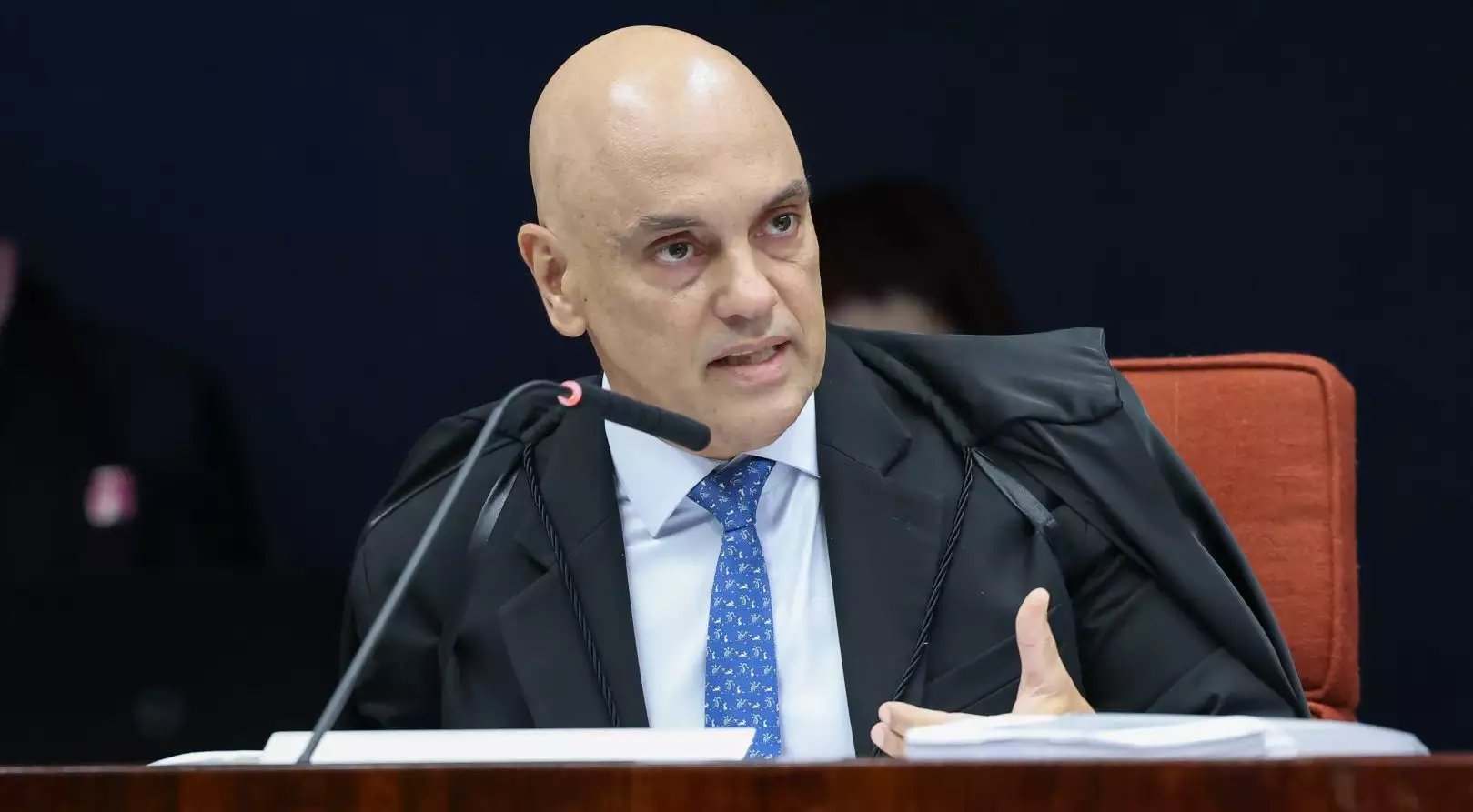 “A democracia brasileira saberá se defender de inimigos nacionais ou internacionais”, diz Alexandre de Moraes