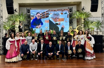 Premiação consagra os melhores vinhos de Flores da Cunha e reafirma tradição vitivinícola